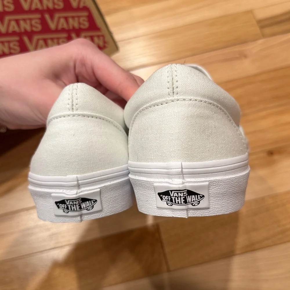 Vans True White Classic Slip-Ons - Picture 5 of 6